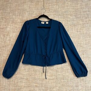 Levi’s soft Blue Teal Women's Top Tie Waist